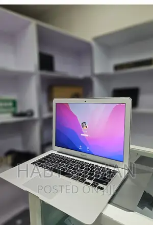 New Laptop Apple MacBook Air 2017 8GB Intel Core I5 SSD 128GB