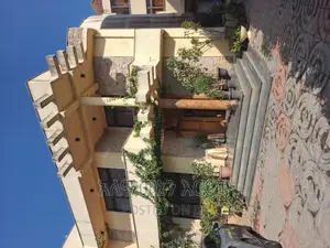 7bdrm House in አያት, Bole for sale