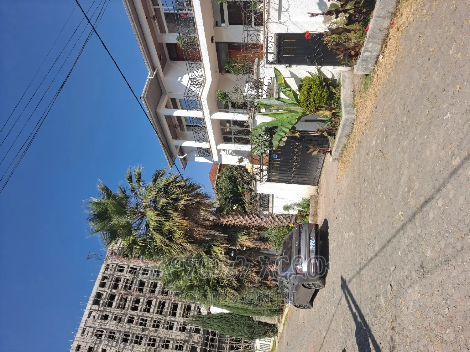 Furnished 9bdrm House in አያት ዞን 6, Bole for sale