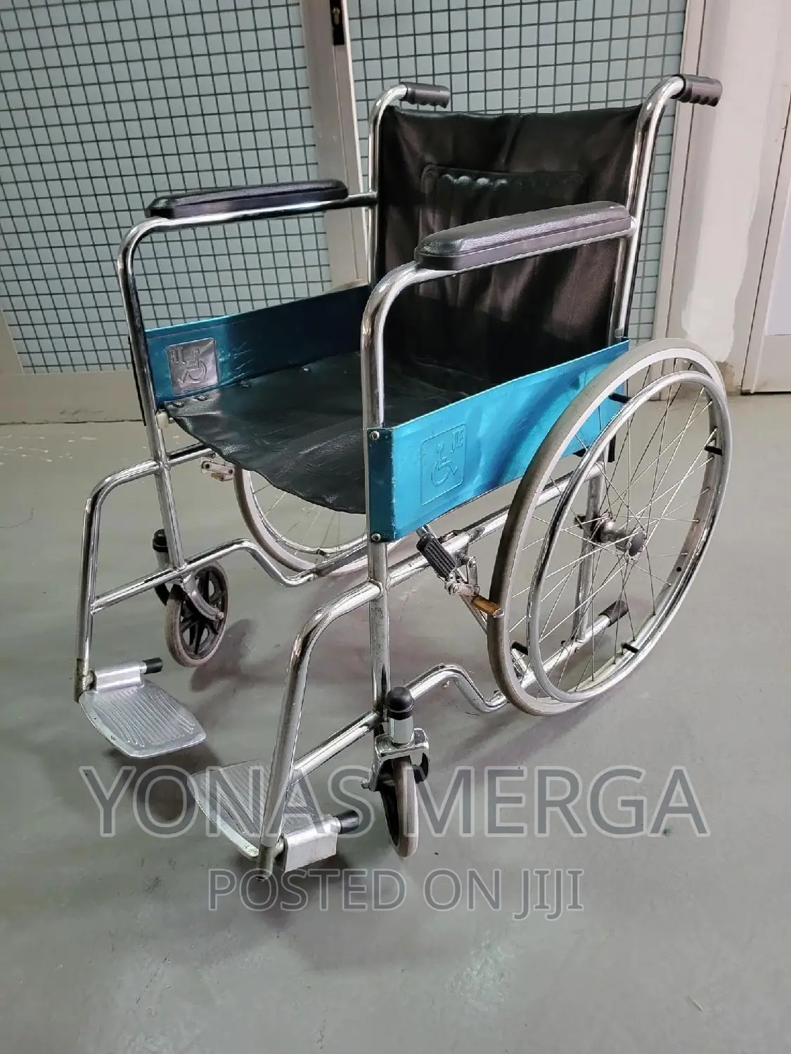 Slightly Used Wheelchair/Easy Storage Portability:Wheelchair