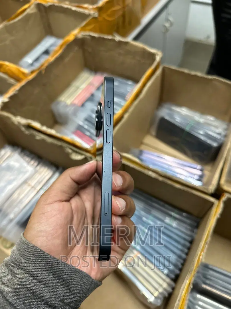 New Apple iPhone 14 256 GB Blue