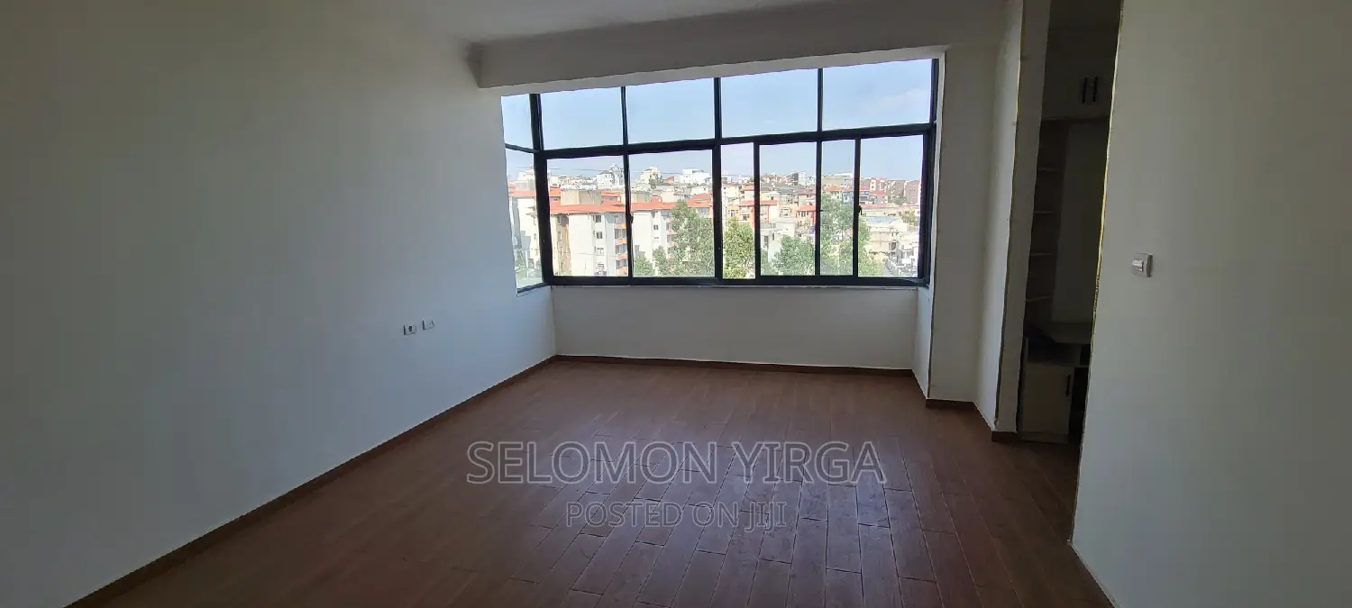 3bdrm Apartment in Adis Ababa, Bole for rent