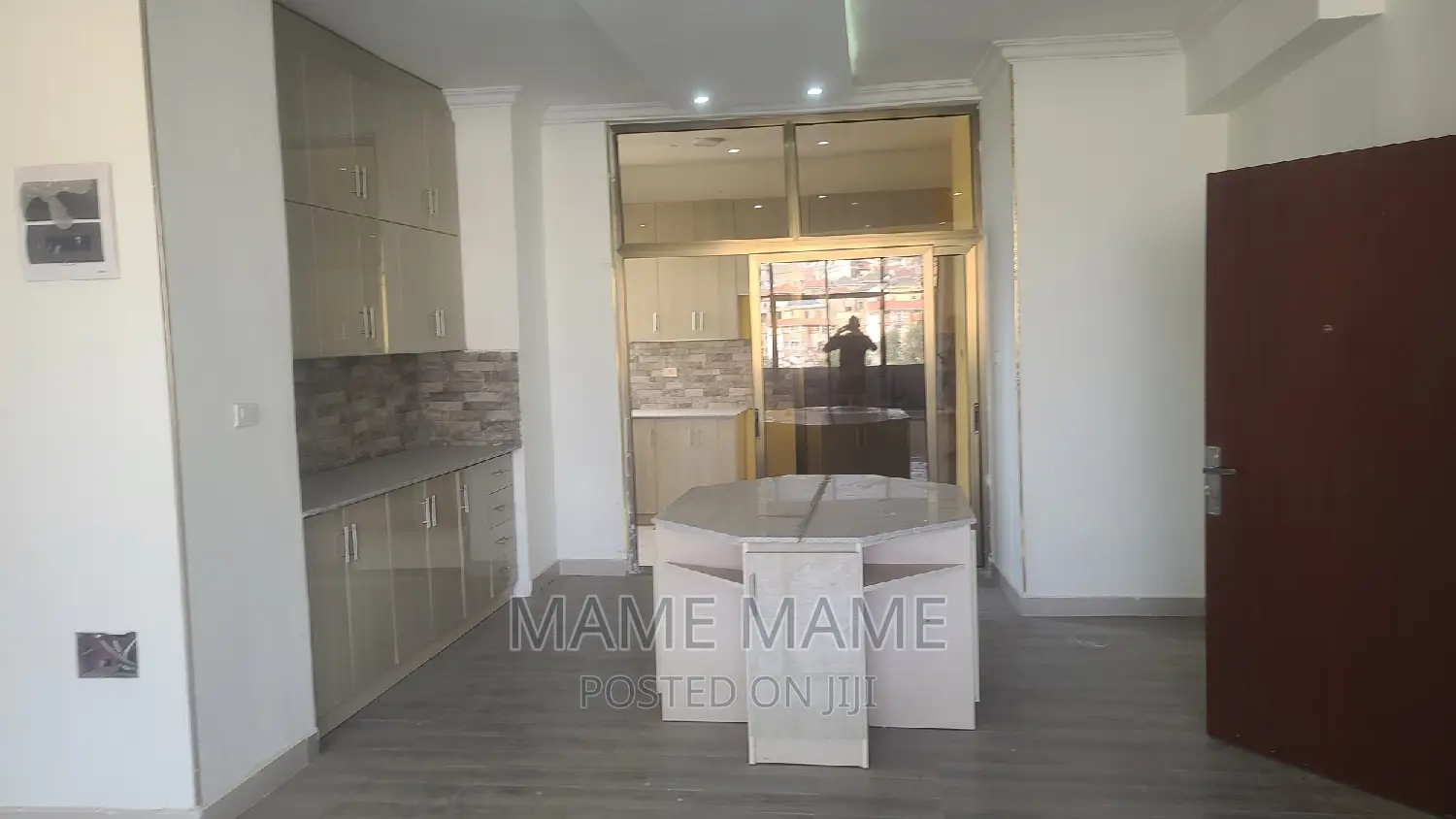 3bdrm Apartment in Addis Abeba, Bole for rent