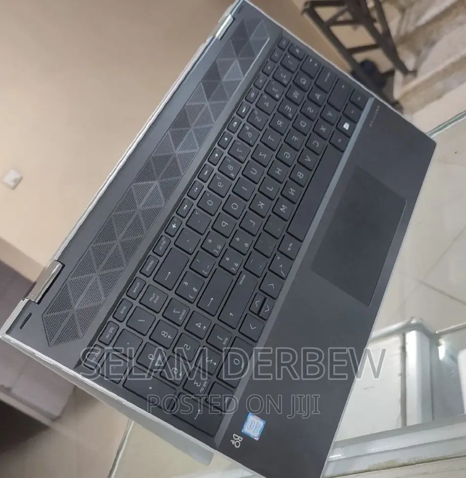 New Laptop HP Pavilion X360 8GB Intel Core I5 SSD 256GB