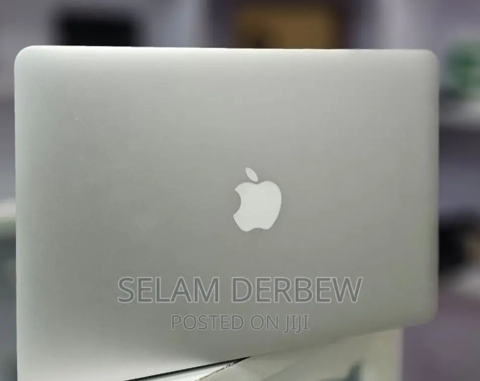 New Laptop Apple MacBook Air 2017 8GB Intel Core I5 SSD 128GB