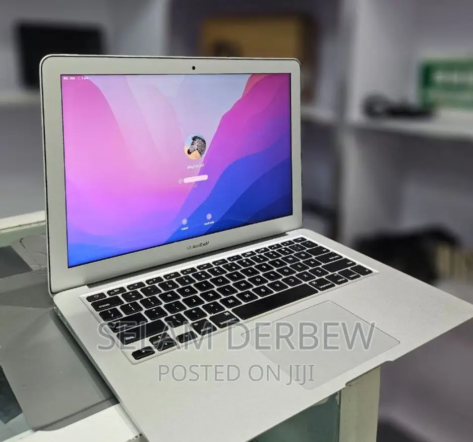 New Laptop Apple MacBook Air 2017 8GB Intel Core I5 SSD 128GB