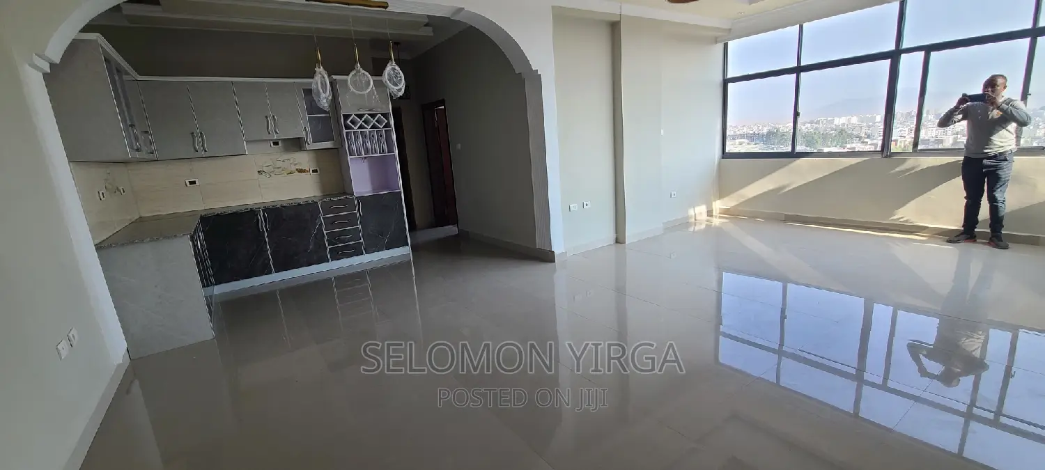 2bdrm Apartment in Adis Abba, Bole for sale