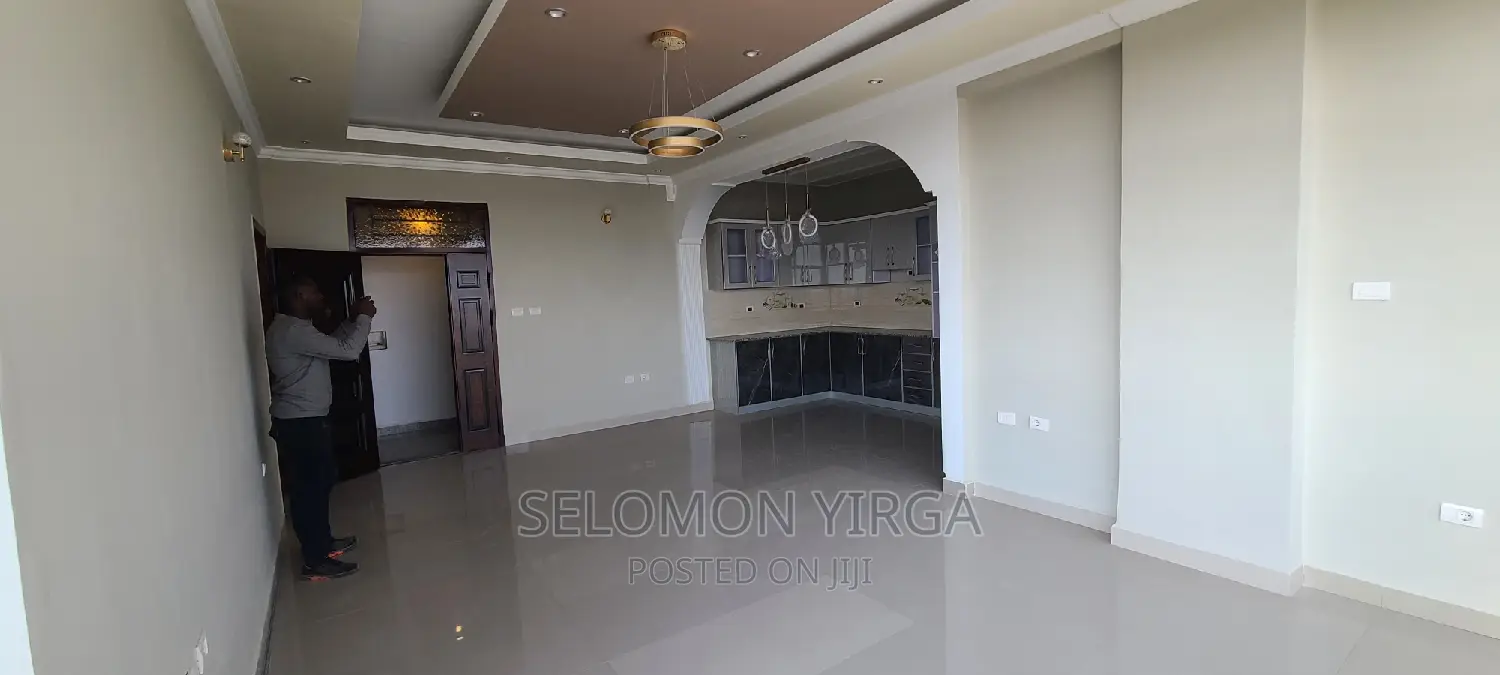 2bdrm Apartment in Adis Abba, Bole for sale