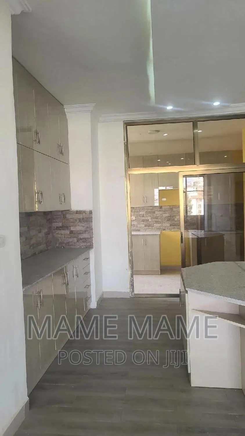 3bdrm Apartment in Addis Abeba, Bole for rent