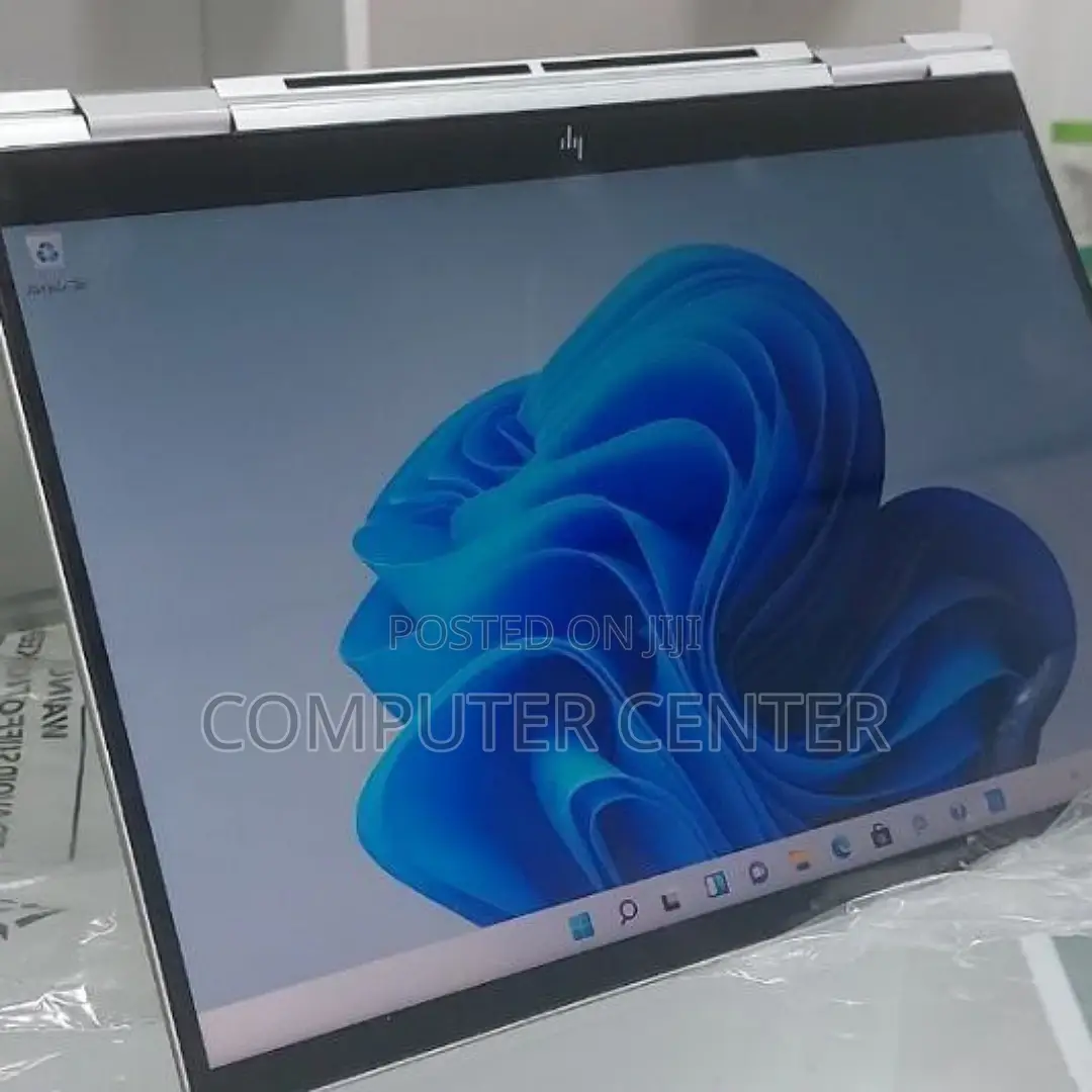 New Laptop HP Envy X360 8GB Intel Core I7 SSD 512GB