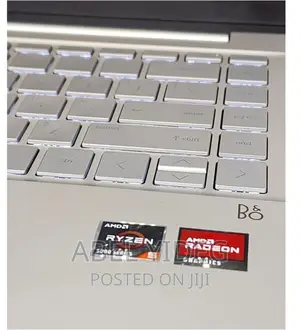 New Laptop HP Pavilion 14 8GB AMD Ryzen 5 SSD 512GB