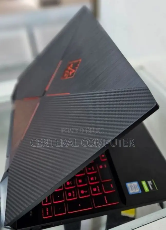 New Laptop HP Omen X 17t 16GB Intel Core I7 SSD 512GB