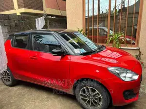 Suzuki Swift 2022 Red
