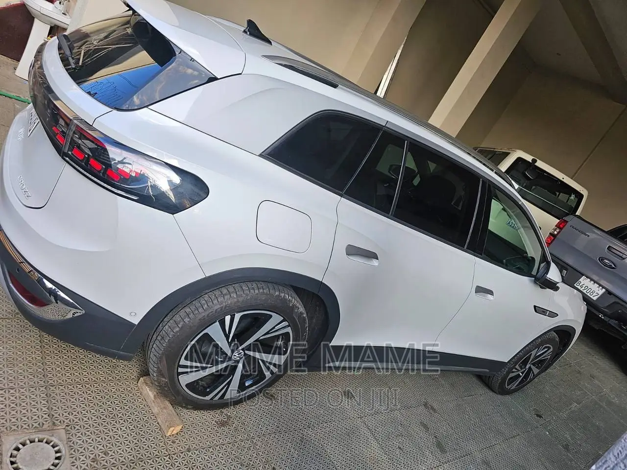 Volkswagen ID.6 2023 White