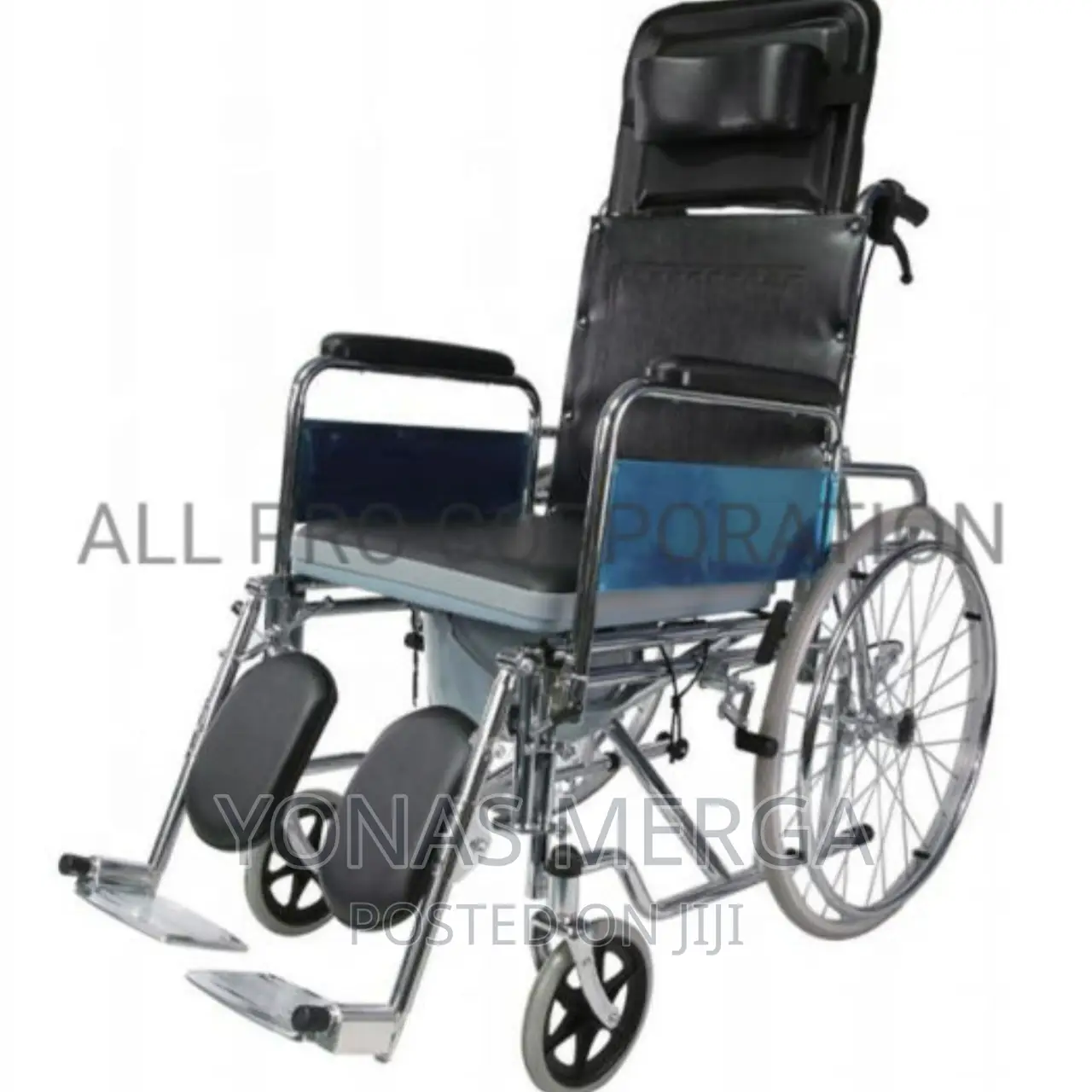 Wheelchair Can Adjusted From 90° to 180° for Commode Usage
