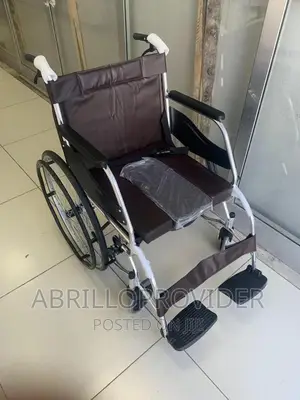 Commode Wheelchair/Folding Commode Wheelchair/Wheelchair