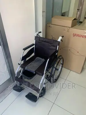 Photo - Auxilary Commode Wheelchair/Toilet Wheelchair/Pot Wheelchair