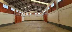 Photo - Yemikaryi Megzen