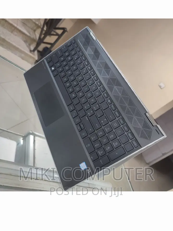 New Laptop HP Pavilion 15 8GB Intel Core I5 SSD 256GB