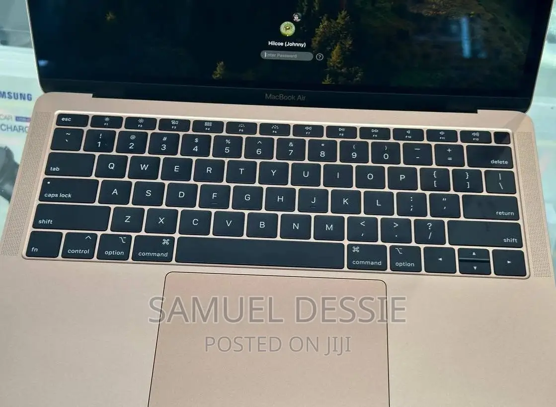 New Laptop Apple MacBook Air 2019 8GB Intel Core I5 SSD 128GB