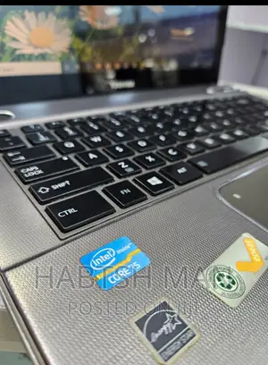 New Laptop Toshiba Satellite C55 6GB Intel Core i5 HDD 700GB