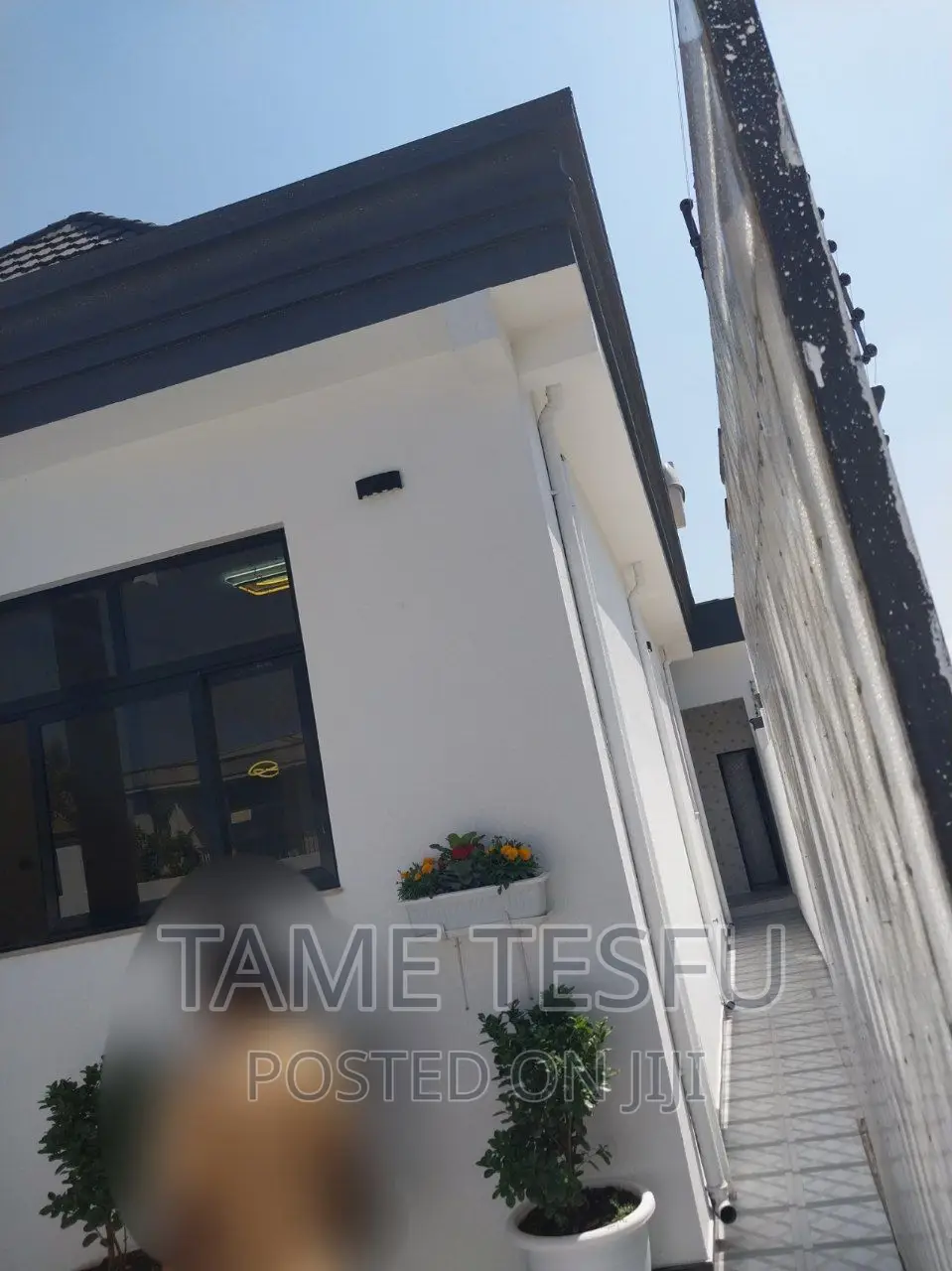 Furnished 3bdrm Villa in Summit, Bole for sale