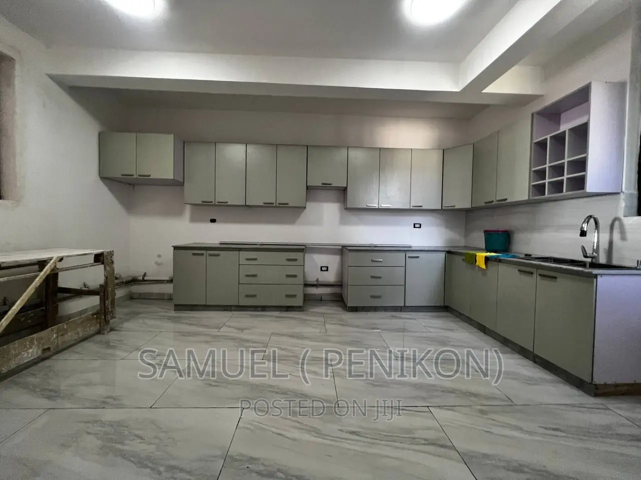 3bdrm Apartment in Luxury Apartment, Bole for sale