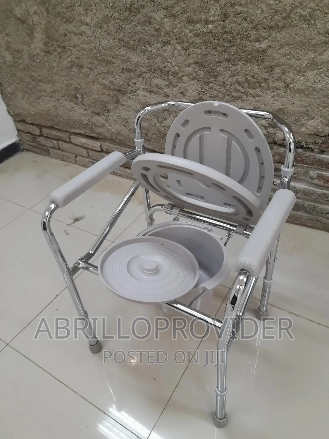 Foldable Commode Chair/Toilet Chair/Commode Chair/Toilet Pot