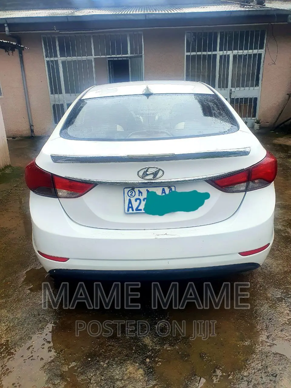 Hyundai Elantra 2013 White