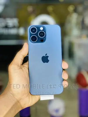 Photo - New Apple iPhone 15 Pro Max 256 GB Black