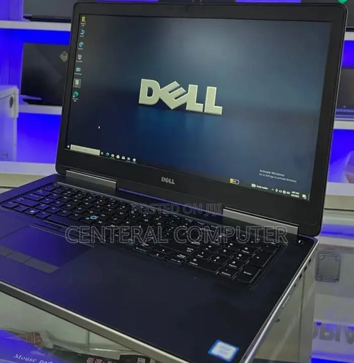 New Dell Precision 15 5540 8GB Intel Core I7 SSHD (Hybrid) 512GB