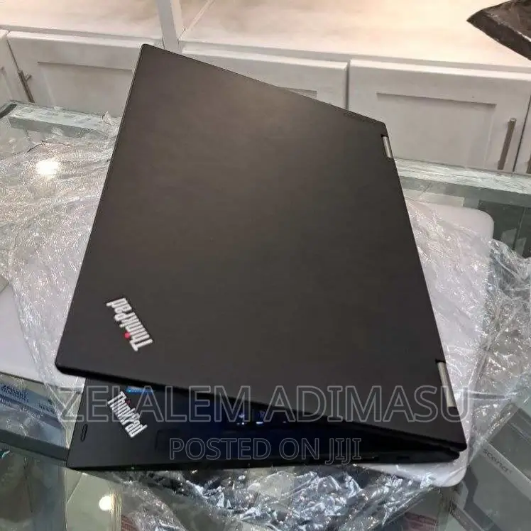 New Laptop Lenovo ThinkPad Yoga 370 8GB Intel Core I7 SSD 512GB