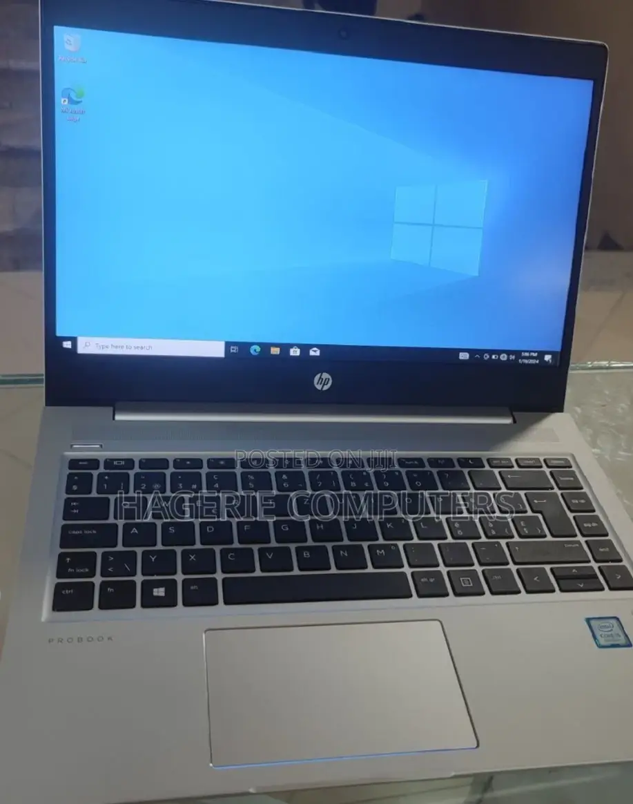 New Laptop HP 430 G5 8GB Intel Core I5 SSD 256GB