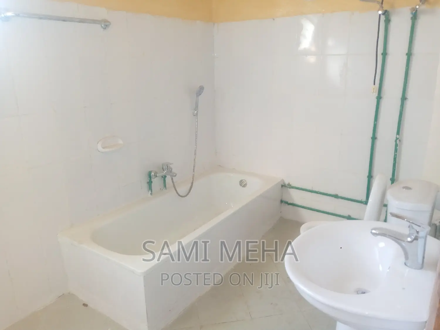 Furnished 4bdrm Apartment in Mill Apartment, Bole for rent