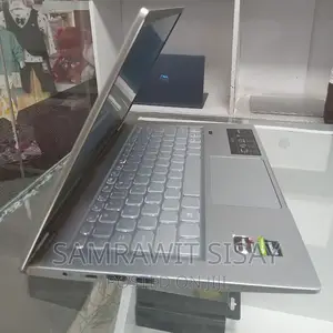 New Laptop Acer Aspire E5-772 16GB Intel Core I7 SSD 512GB