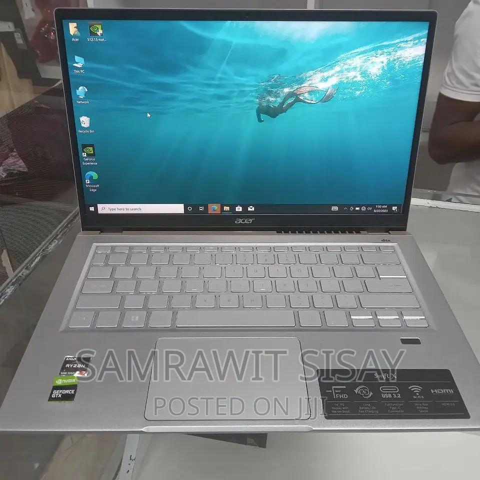 New Laptop Acer Aspire E5-772 16GB Intel Core I7 SSD 512GB