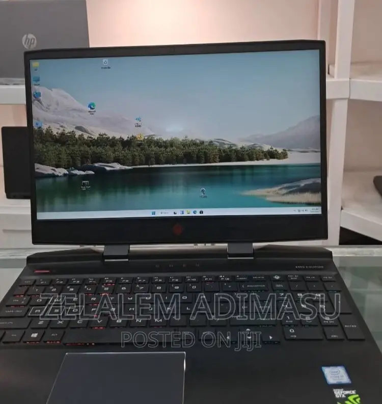 New Laptop HP Omen 15 16GB Intel Core I7 HDD 256GB