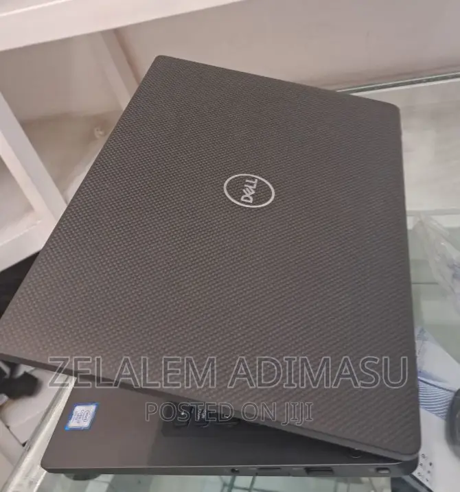 New Laptop Dell Latitude 5310 8GB Intel Core I7 SSD 512GB