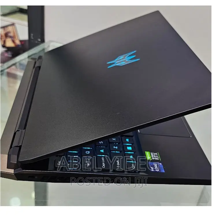 New Laptop Acer Predator Helios 300 16GB Intel Core I9 SSD 1T