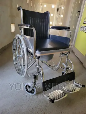 Toilet Popo Wheelchair Hospital Furniture/Medical Equipments