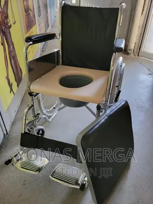 Toilet Wheelchair High Strength Stainless Steel Wheelchair