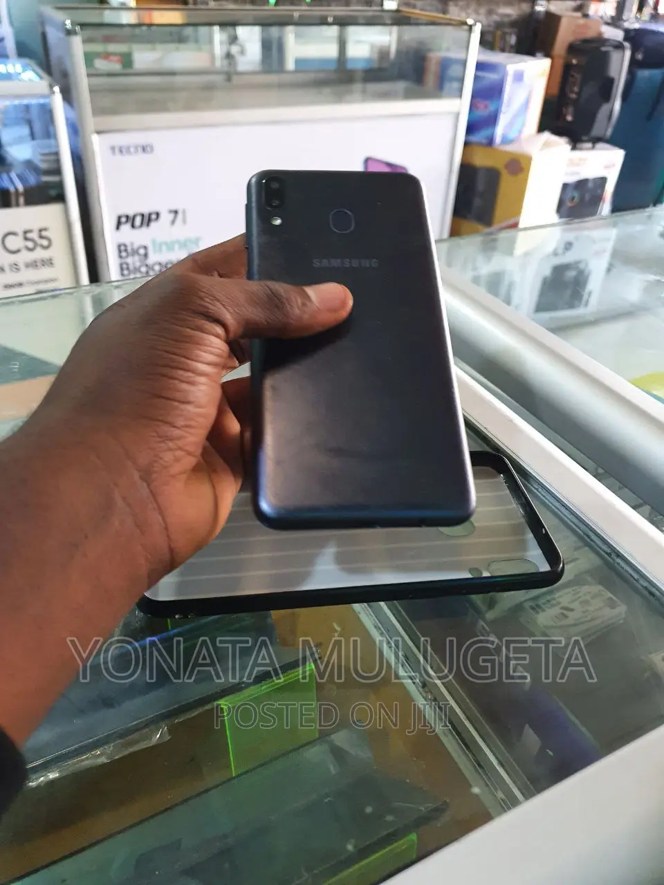 Samsung Galaxy M20 32 GB Black