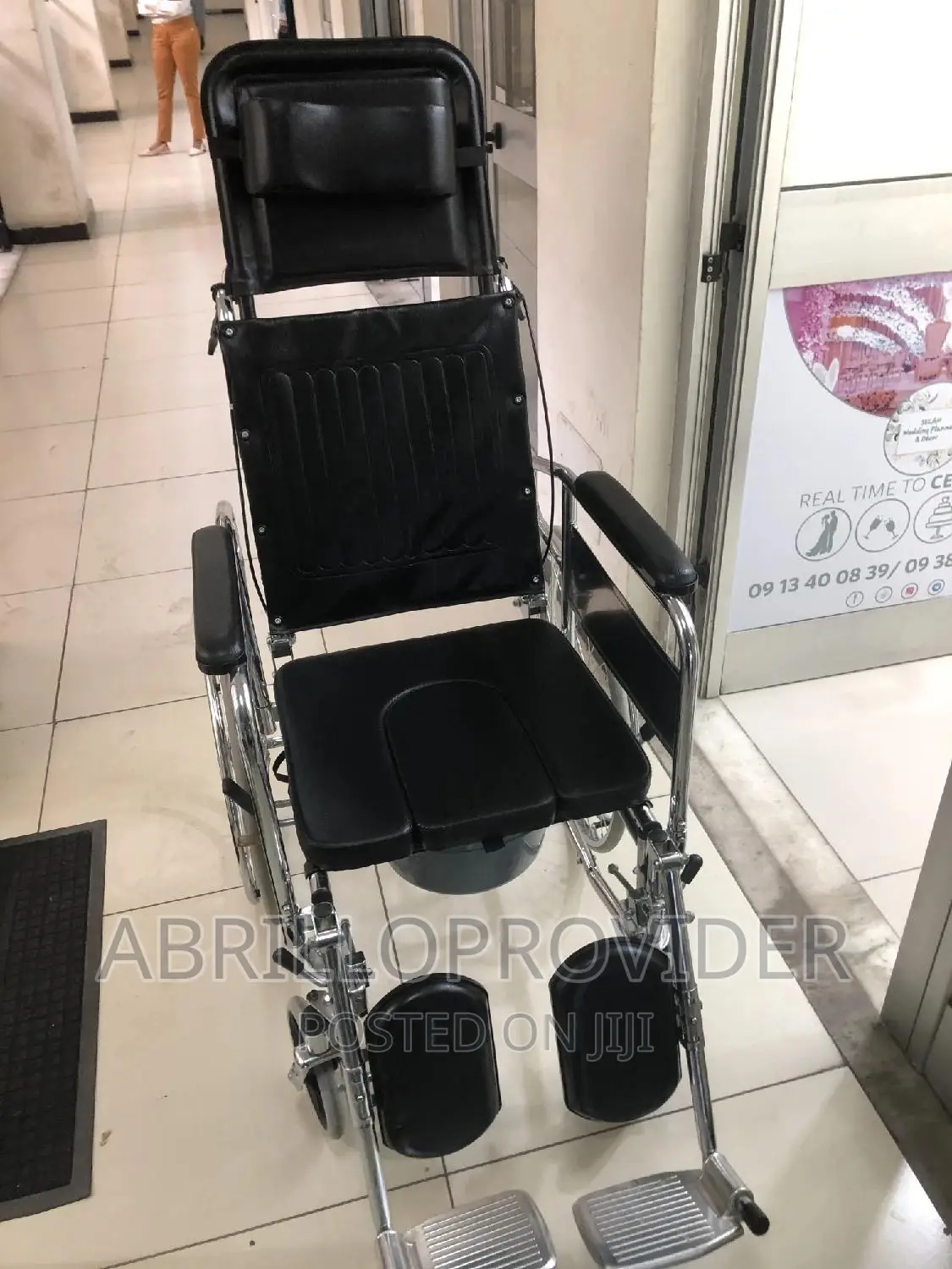 180° Bed Wheelchair/Commode Wheelchair/Wheelchair/Wheelchair
