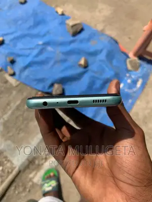 Samsung Galaxy M13 64 GB