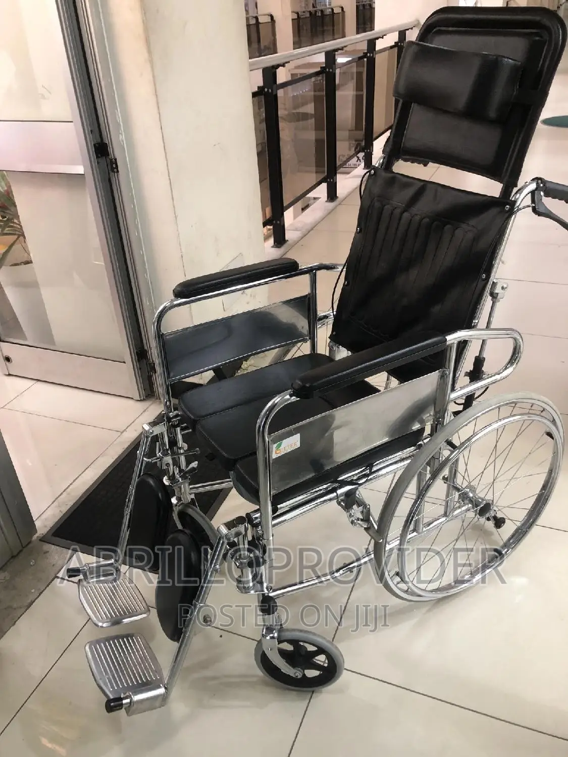 Reclining Toilet Wheelchair/Wheelchair/Wheelchair/Wheelchair