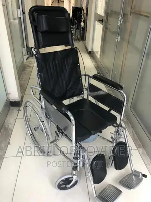New Inbulid Pot Reclininig Wheelchair/Wheelchair/Wheelchair/