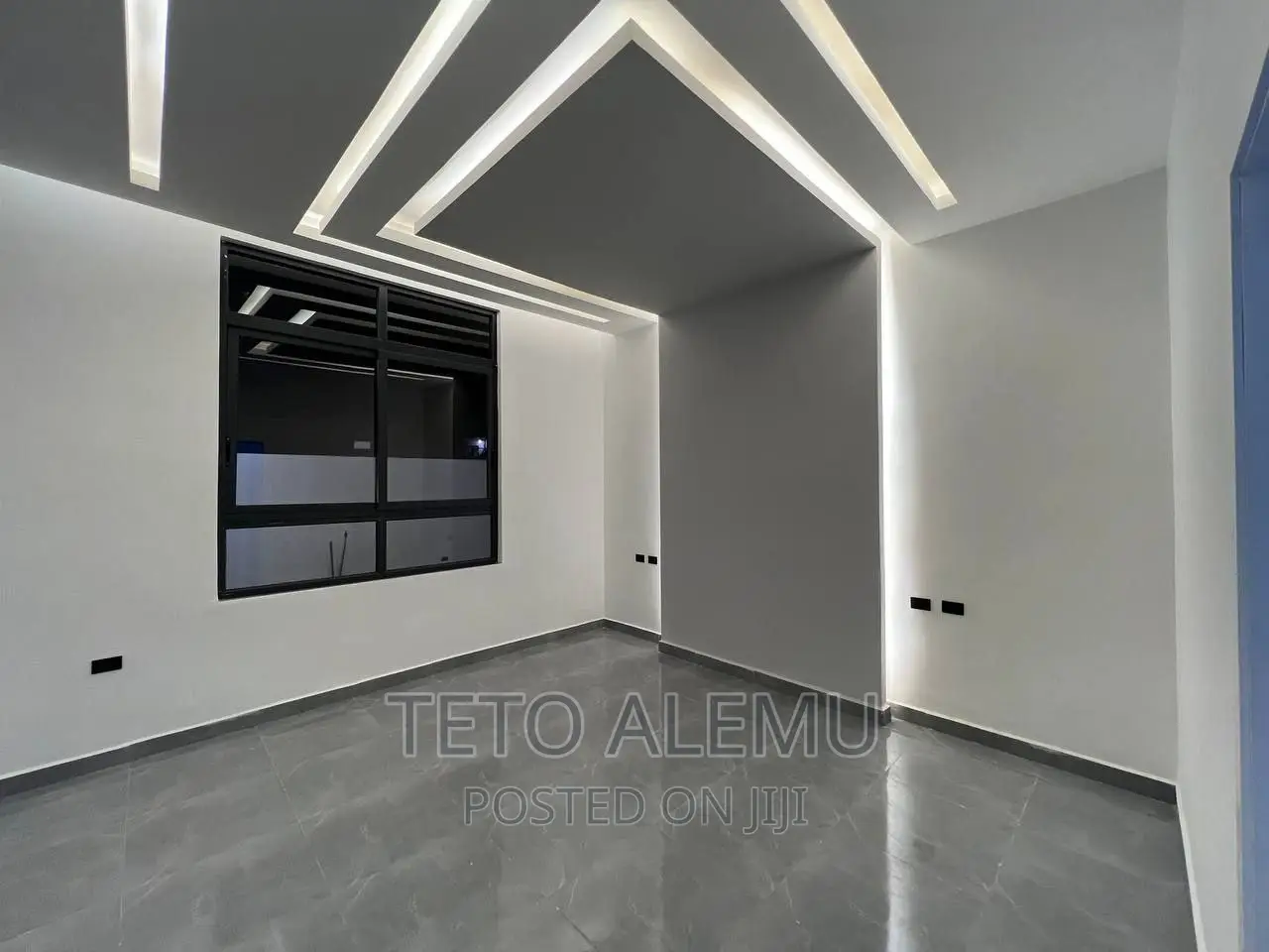 3bdrm Villa in ጃክሮስ የሚሸጥ ቪላ, Bole for sale