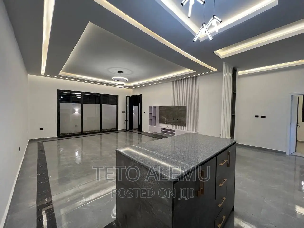 3bdrm Villa in ጃክሮስ የሚሸጥ ቪላ, Bole for sale