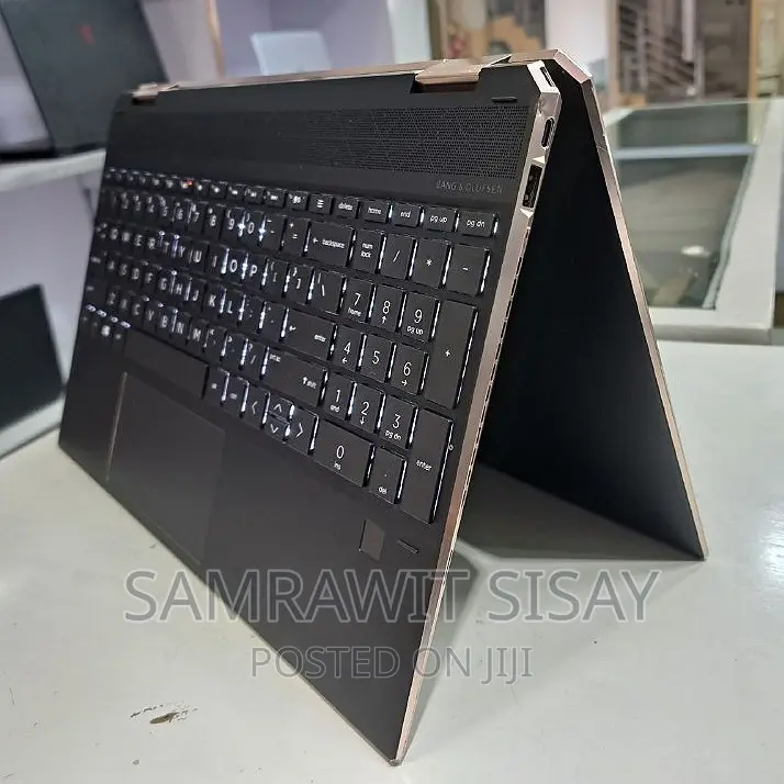 New Laptop HP Spectre 16GB Intel Core i7 SSD 512GB