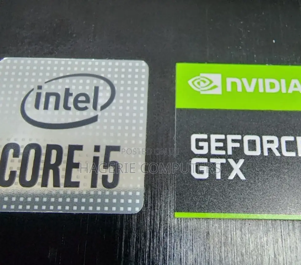 New Laptop MSI GE63 7RC Raider 8GB Intel Core I5 SSD 512GB